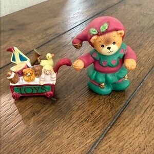 Vintage Enesco Festive Christmas Elf Bear with Toy Wagon